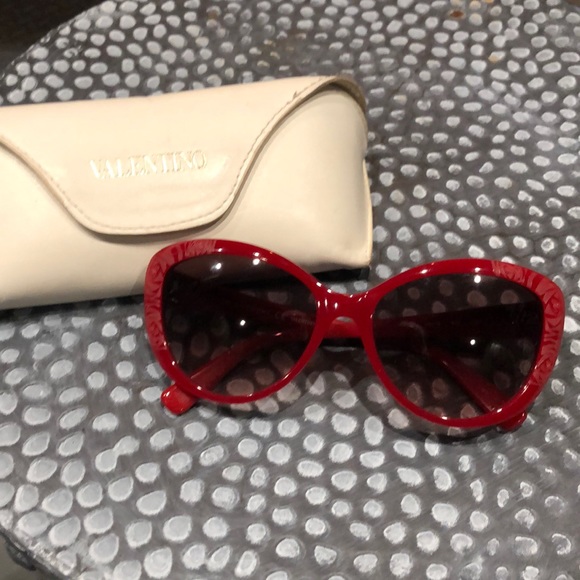 Valentino Accessories - Valentino Sunglasses